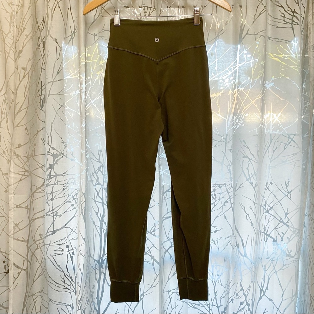 Lululemon dark olive green align jogger pants leggings 28” high waisted - Picture 4 of 11
